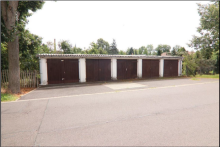 Garagenkomplex Vorderansicht Grüner Weg